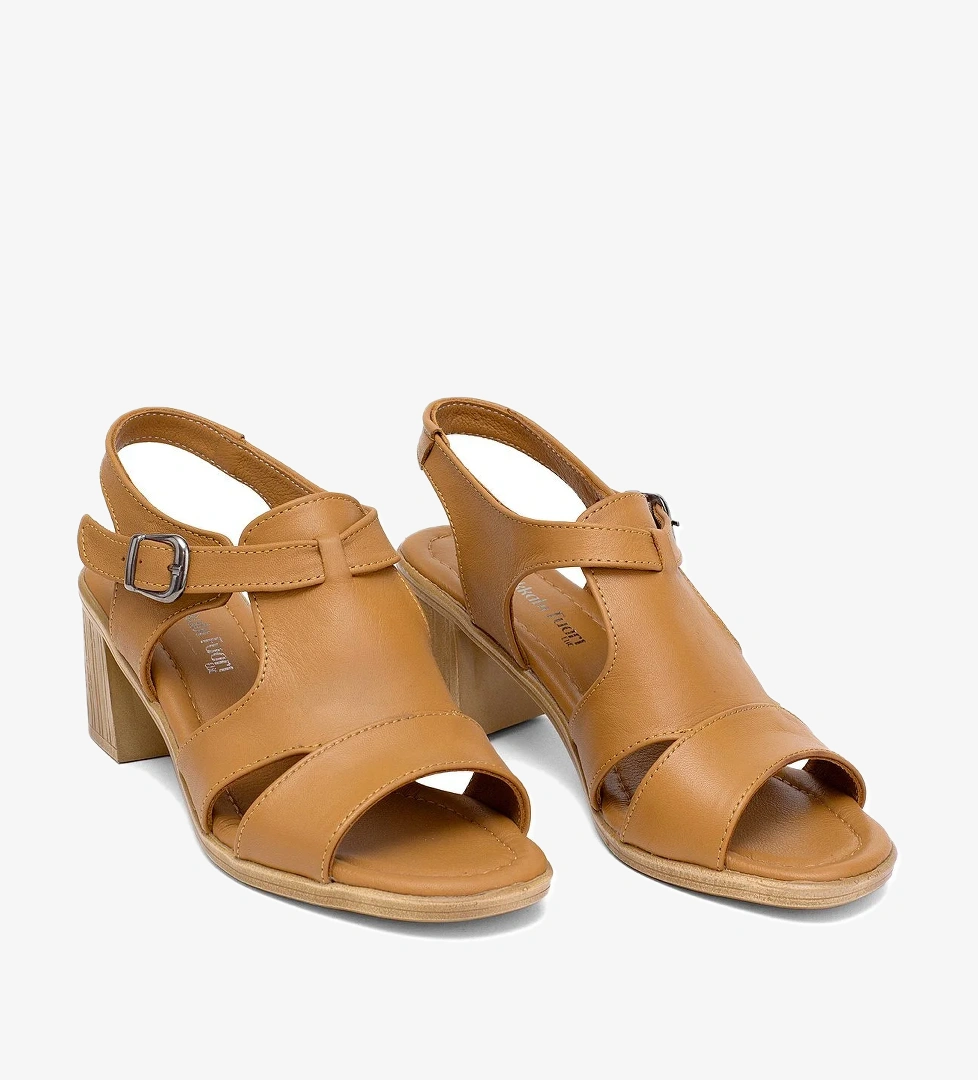 Ayakkabı Fuarı Elit Koc22-02 Kadın Hakiki Deri Topuklu Sandalet Taba model görseli