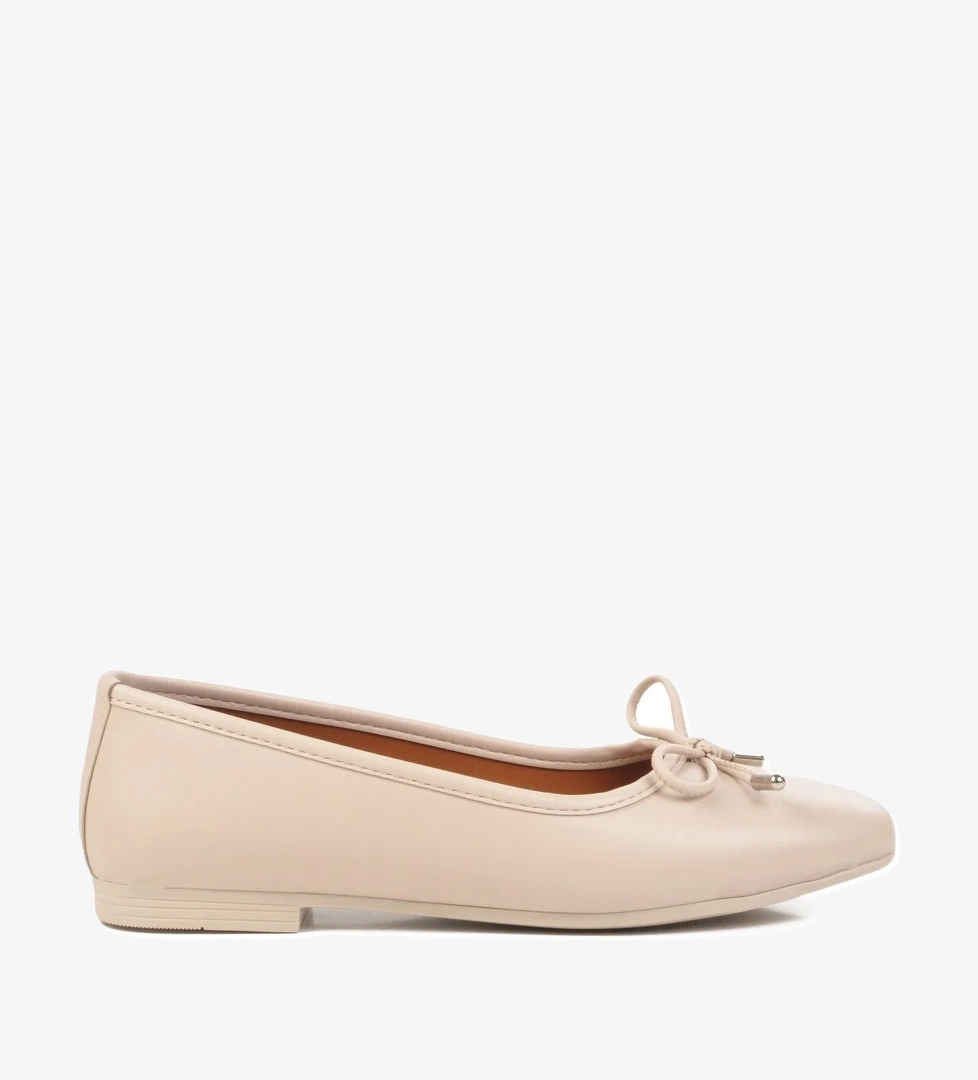 Aspor Krem İnce Taban Hafif Kadın Babet