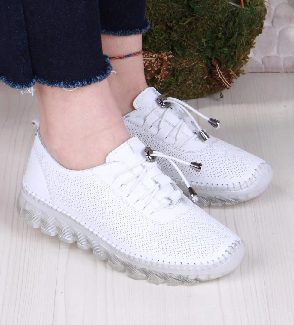 0003-B Anatomik Rahat Yumuşak Hakiki Deri Kadın Ayakkabı