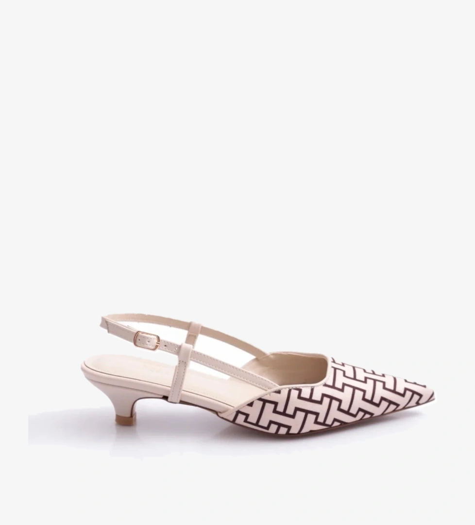 Dgn 6305-1 Kadin Arkadan Bağlamali Topuklu Ayakkabi model görseli