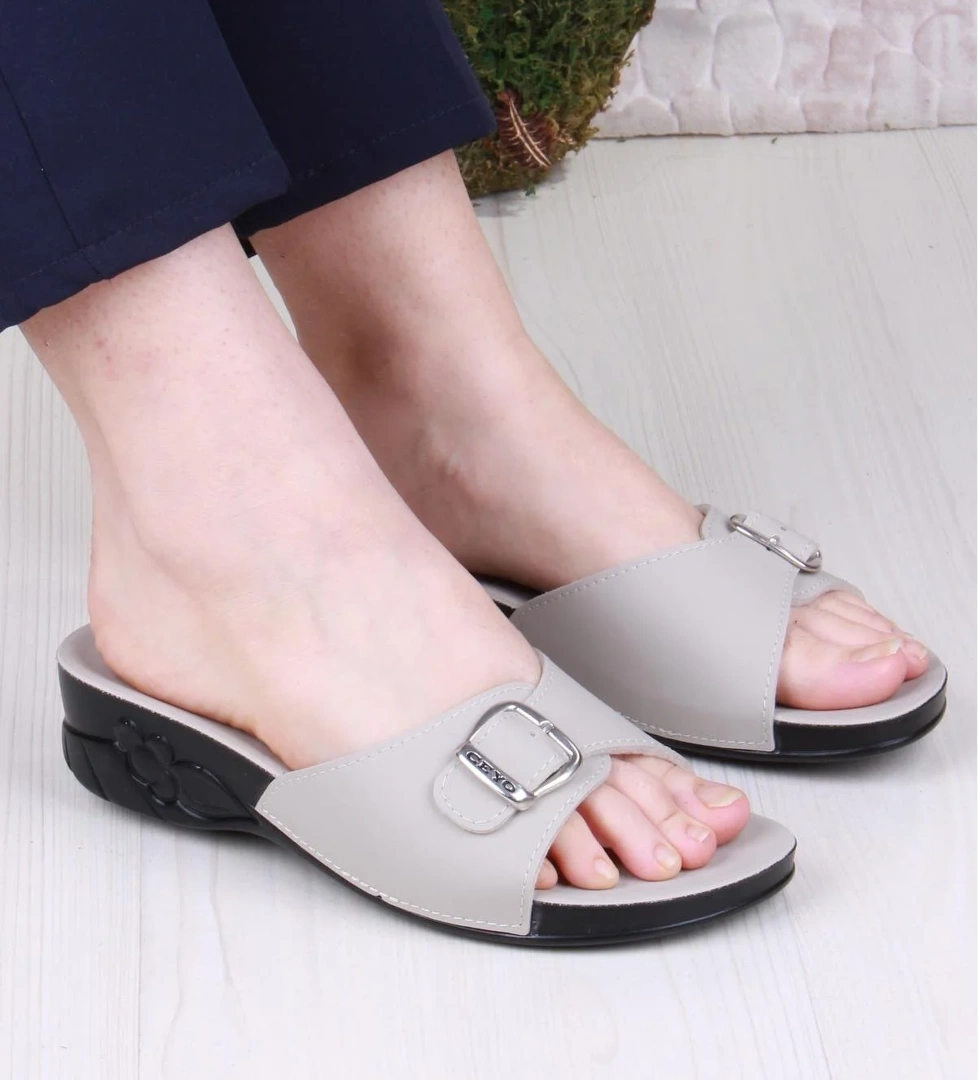 Flora-6 Bej Tokalı Rahat Ortapedik Kadın Terlik - Görsel 1