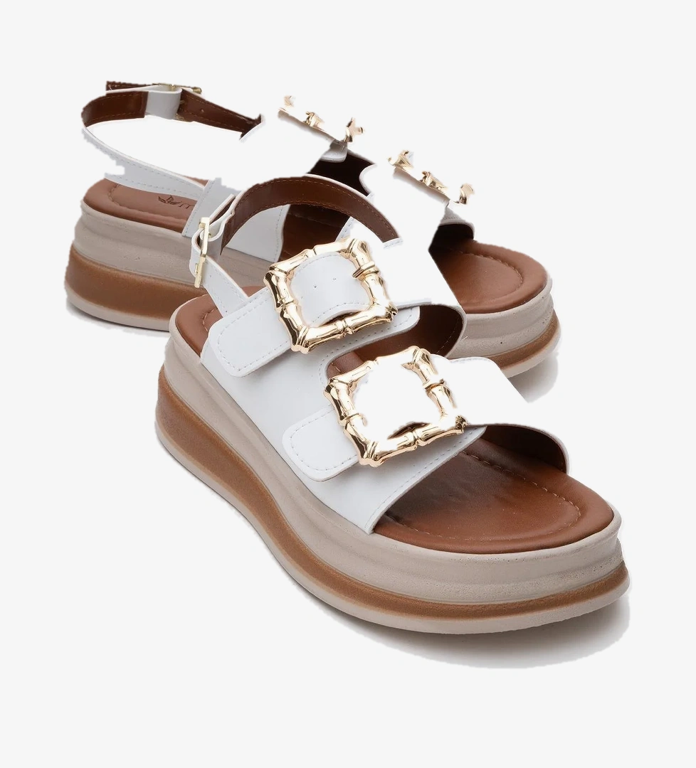 Ccway Kadın Altın Tokalı Sandalet model görseli