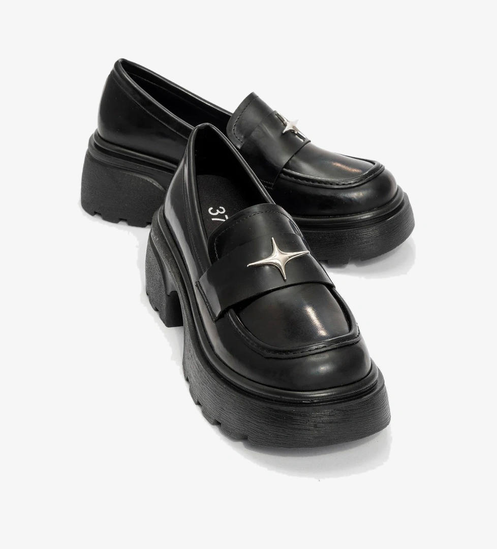 Kadın Yıldız Armalı Loafer Ayakkabı SİYAH RUGAN