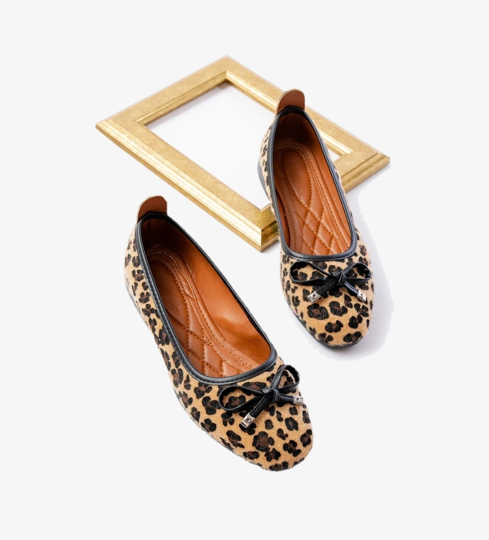 Potin Leopar Fiyonklu ( 2 cm) Oval Burunlu Günlük Kullanım Babet