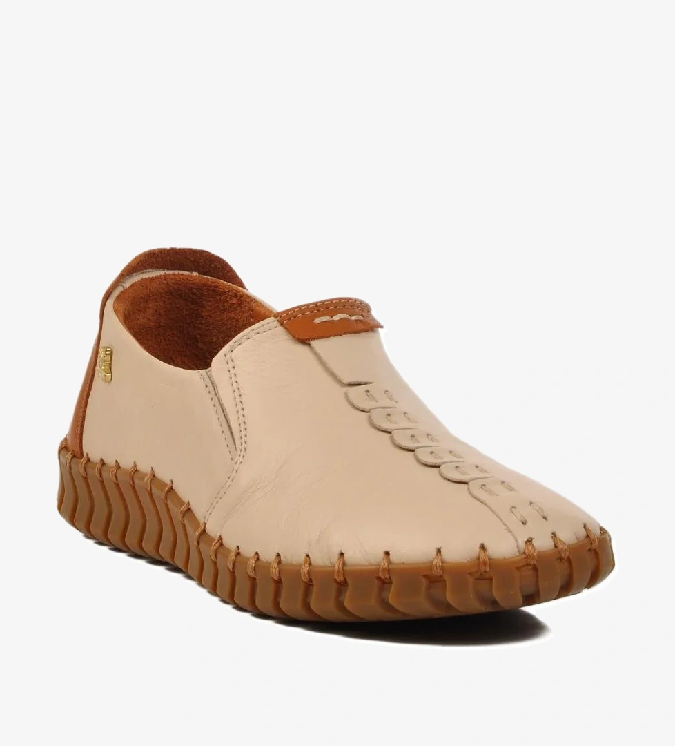 Venüs Bej Siyah Hakiki Günlük Deri Kadın Casual Ayakkabı 2010725y Z model görseli