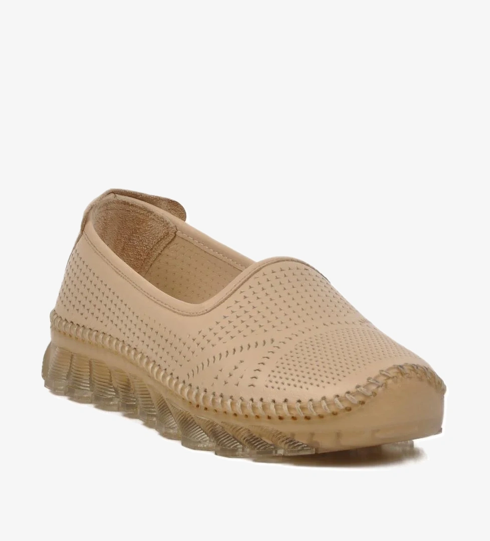 Ayakmod Siyah Bej Hakiki Deri Kadın Günlük Casual Ayakkabı 0001 Z model görseli