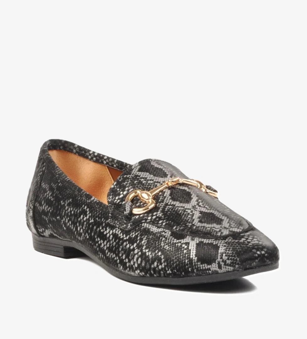 B-22 Z Siyah Yılan Desenli Kadın Babet