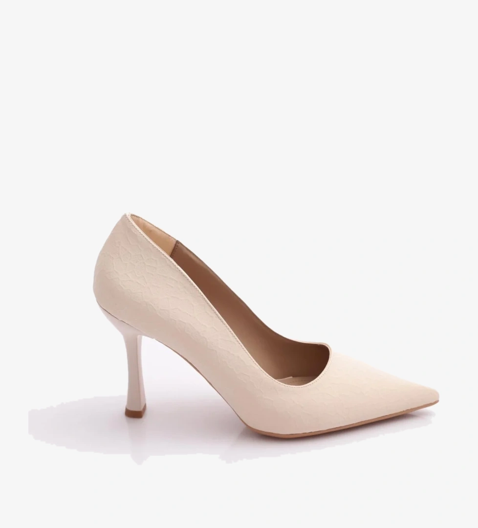Dgn 7102 Kadin Sivir Burun Topuklu Ayakkabi model görseli