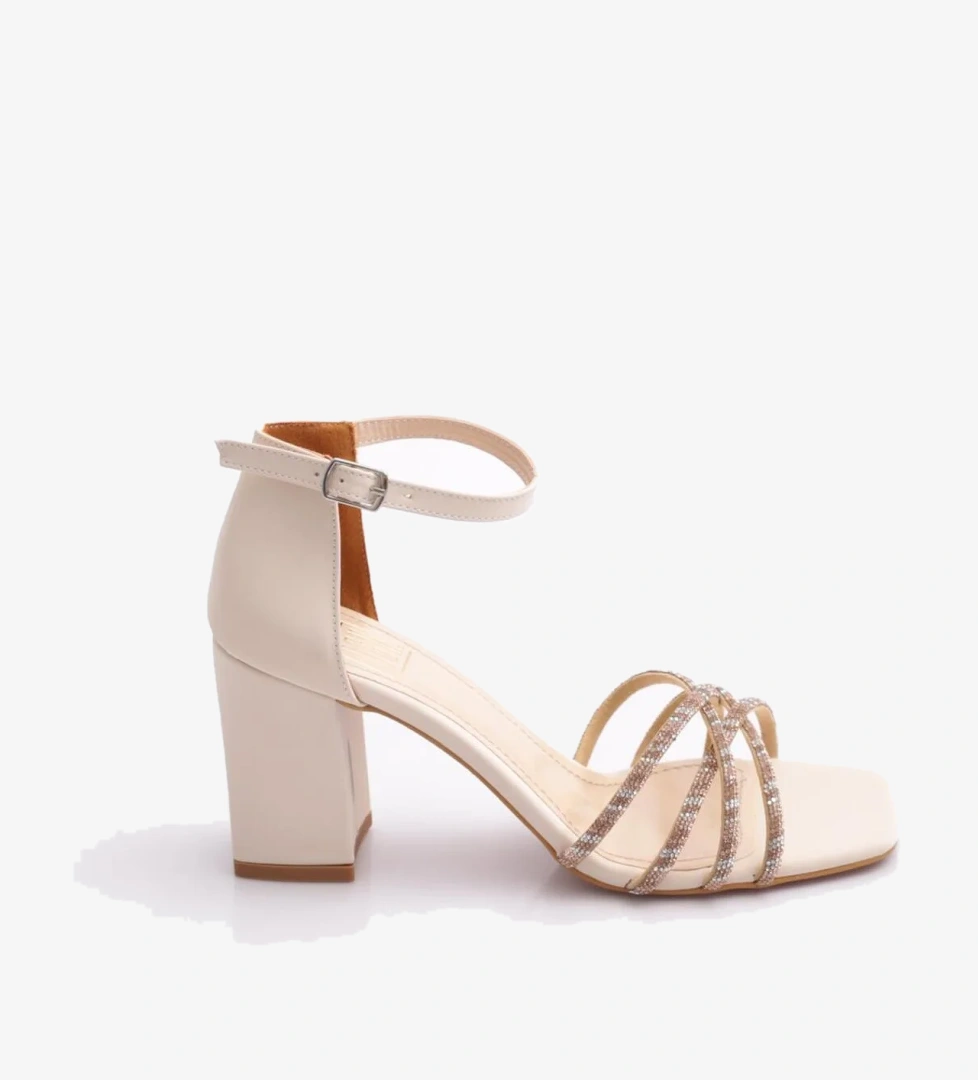 Dgn Pm08-K37 Kadin Taş İşlemeli Topuklu Ayakkabi model görseli