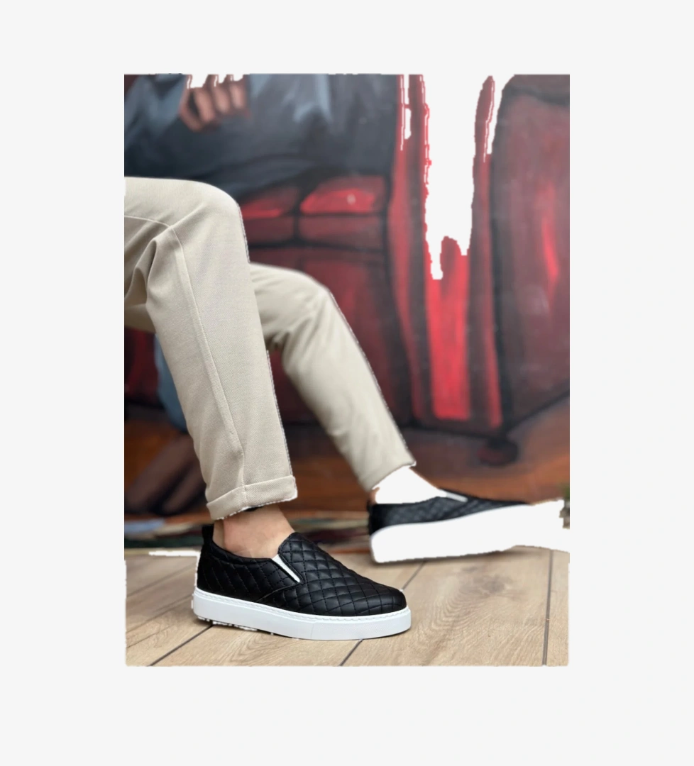 Pabucmarketi Bağcıksız Kapitone Erkek Günlük Ayakkabı SİYAH (BEYAZ TABAN) model görseli