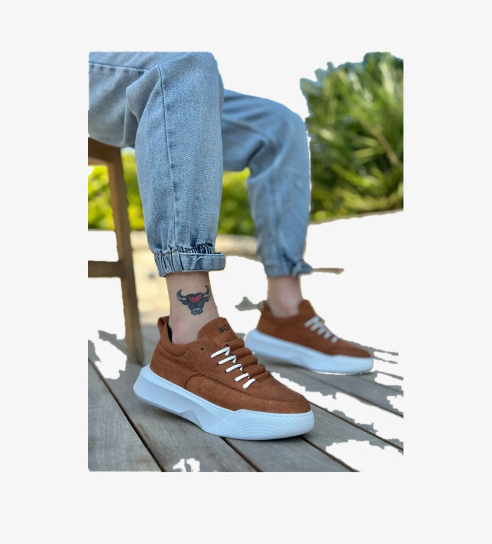 Pabucmarketi Bağcıklı Erkek Spor Ayakkabı TABA SÜET (BEYAZ TABAN) model görseli