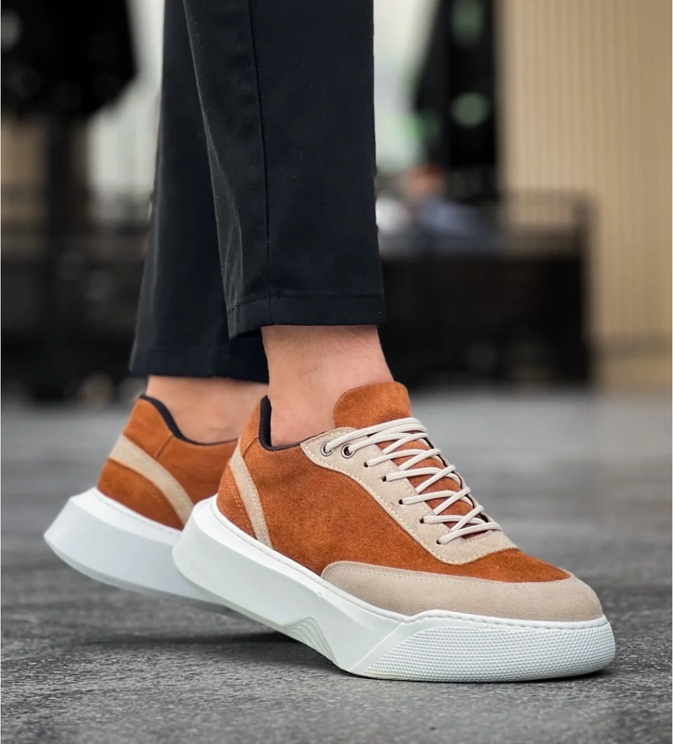 Pabucmarketi Bağcıklı Erkek Spor Ayakkabı TABA SÜET KREM (BEYAZ TABAN) model görseli