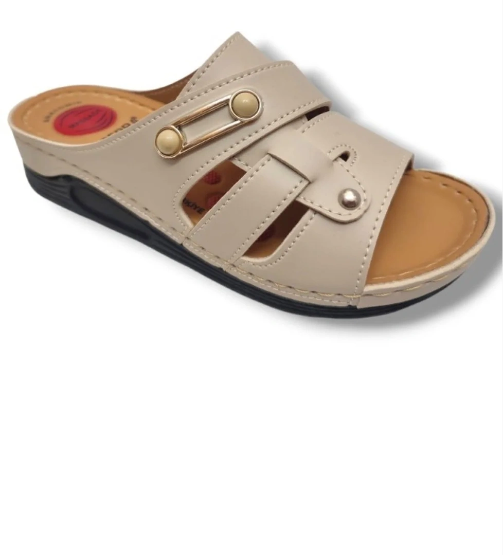 630-25 Deri Anatomik İnci Tokalı Kadın Terlik