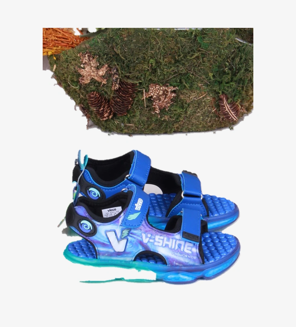 332.P25Y.255 Felipe Saks Mavi Rahat Esnek Işıklı Erkek Çocuk Sandalet - Görsel 1