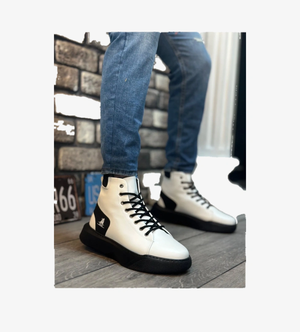 Pabucmarketi Bağcıklı Erkek Spor Bot BEYAZ (SİYAH TABAN) model görseli