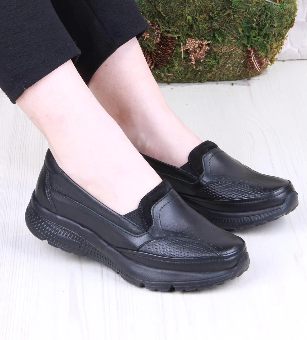 Mehmet Mete 32040 Anatomik Hafif Rahat Hakiki Deri Kadın Ayakkabı model görseli