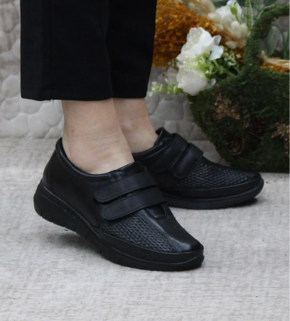 Fort Gnd 42213 Siyah Cırtlı Hafif Rahat Esnek Taban Kadın Günlük Ayakkabı model görseli