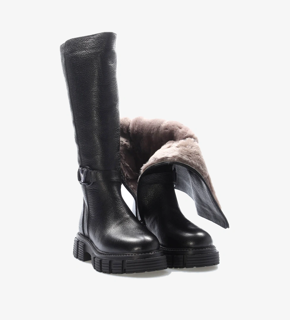 Fast Step Hakiki Deri Kürklü Kadın Diz Üstü Çizme 710KZA6008 model görseli