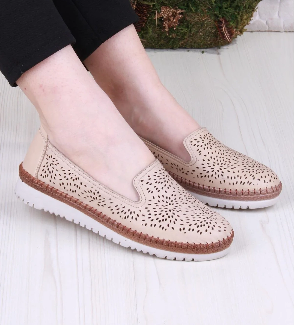 1006 Rahat Lazer Delikli Hakiki Deri Kadın Ayakkabı - Görsel 1