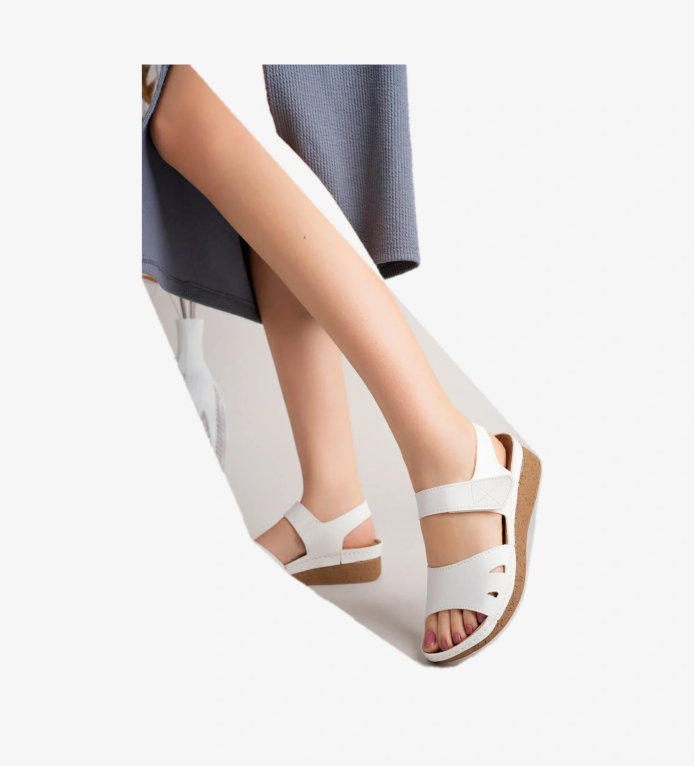 Gloria Anatomik Ortopedik Bantlı Günlük Kadın Sandalet