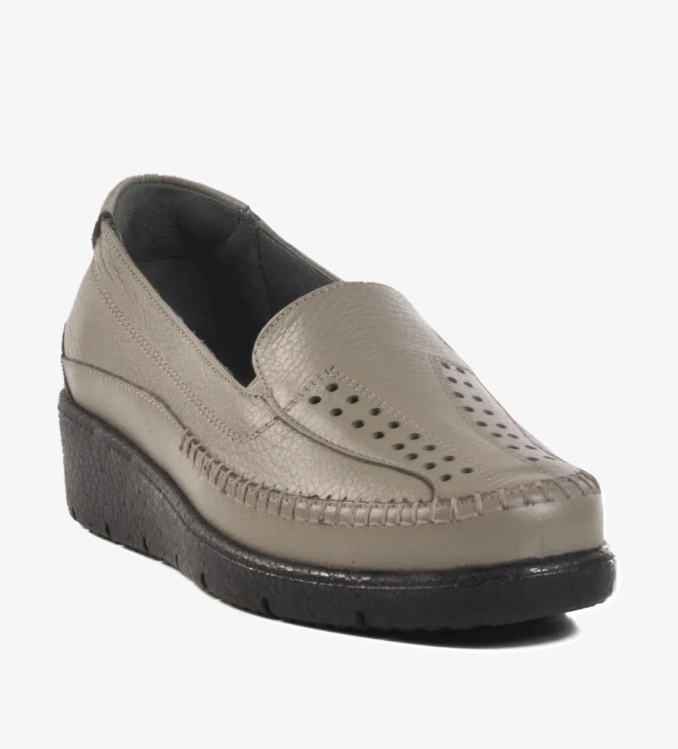 BB096 Z Gri Hakiki Deri Kadın Günlük Ayakkabı