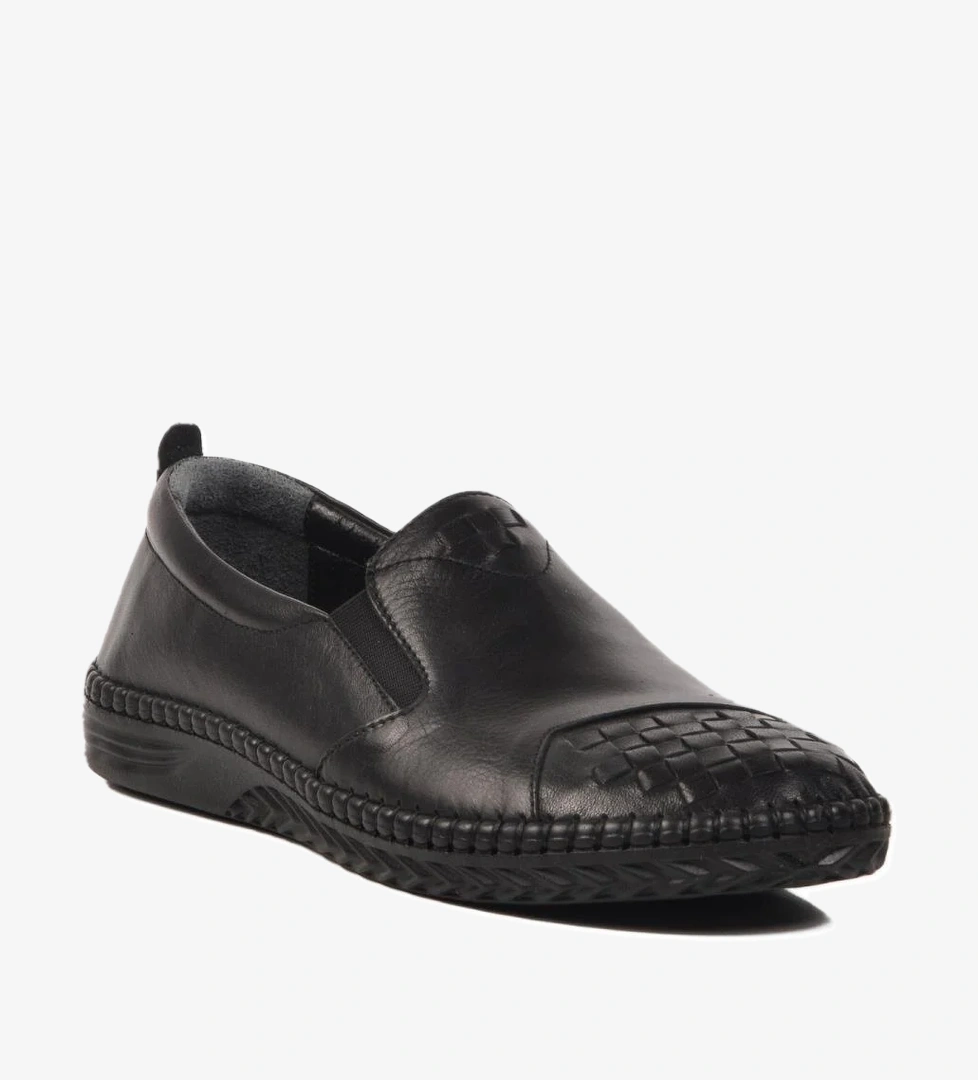 Walkway 04132 Z Siyah Hakiki Deri Kadın Günlük Ayakkabı model görseli