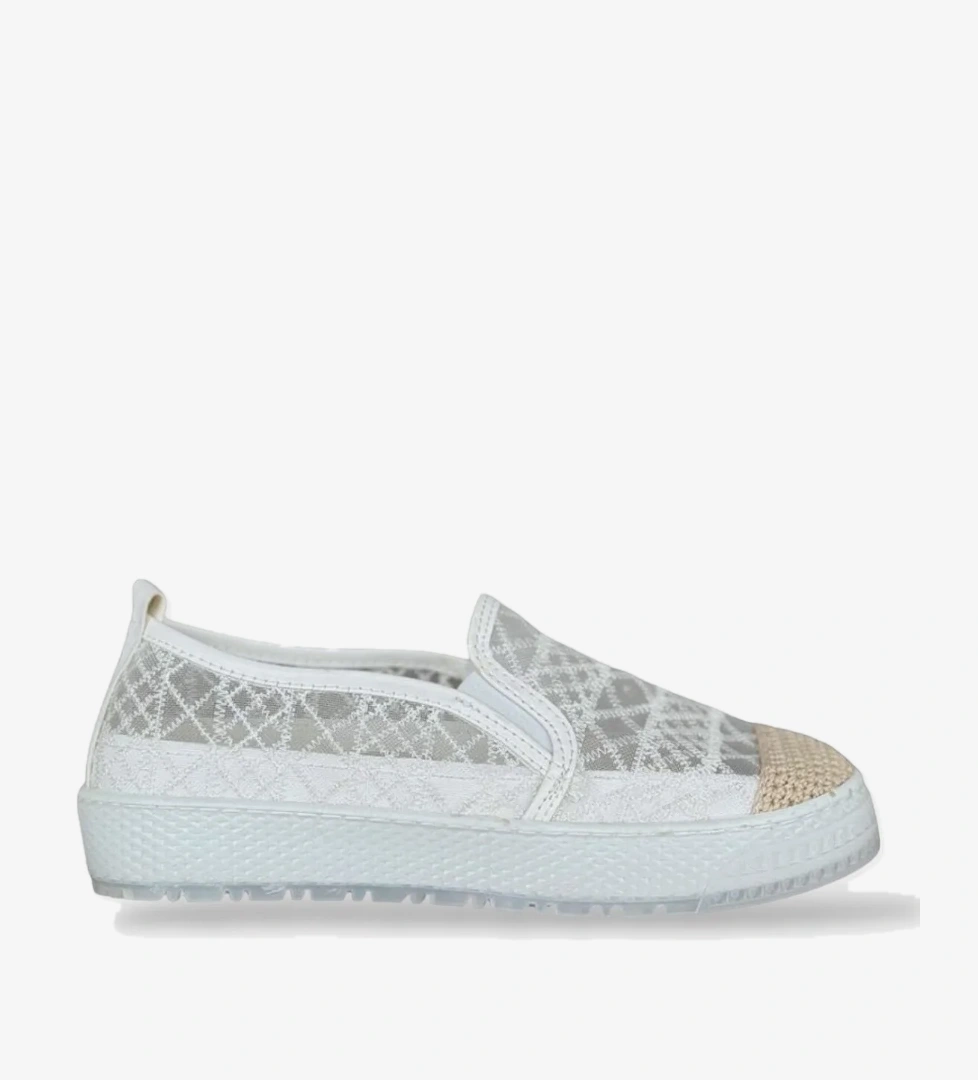 Liger Dantelli Düz Kadın Babet Si̇yah Beyaz model görseli