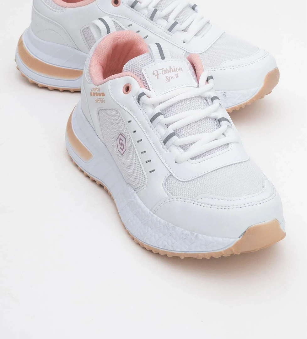 Ccway Kadın Bağcıklı Anorak Spor Ayakkabı Si̇yah Beyaz model görseli