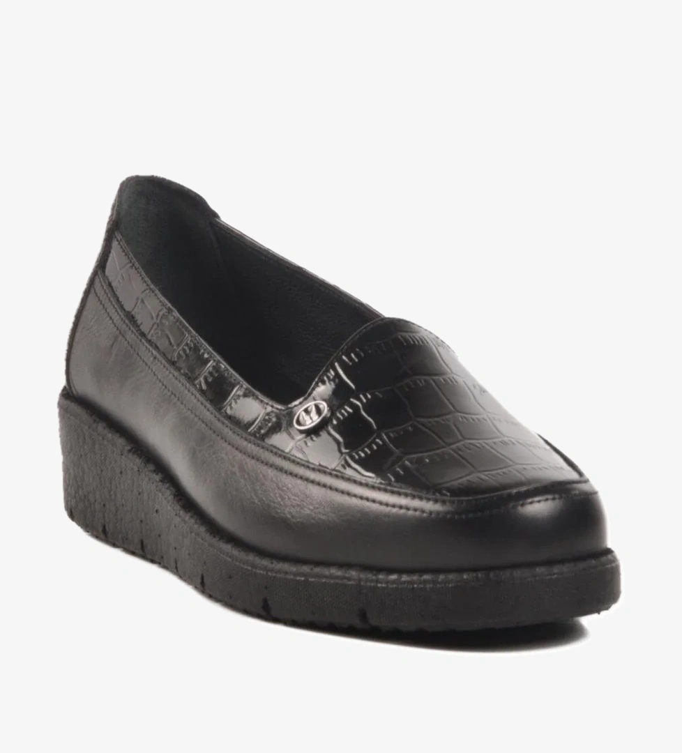 BB092 Z Siyah Hakiki Deri Kadın Günlük Ayakkabı