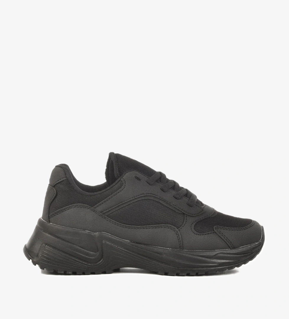 Siyah Fileli Hafif Kadın Spor Ayakkabı 2410 G