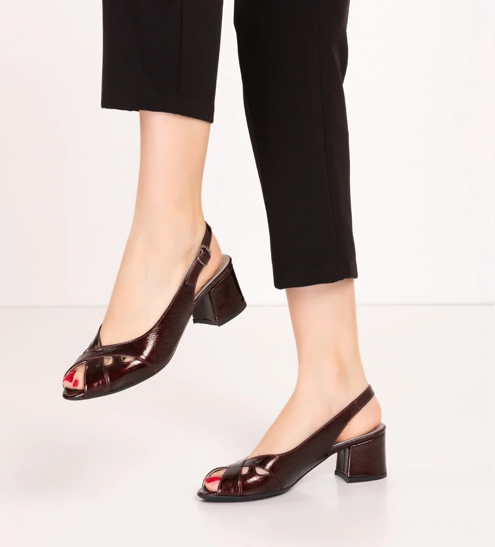 Gondol Kadın Hakiki Deri Klasik Topuklu Ayakkabı vdt.30