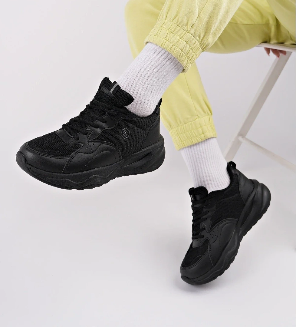 055 SNEAKER AYAKKABI