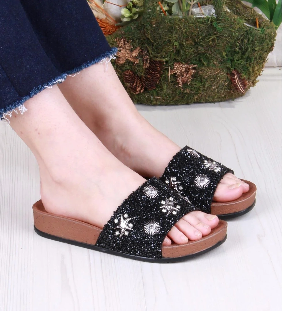 Fort 00903 Pienn Anatomik Esnek Rahat Taşlı Boncuklu Kadın Terlik model görseli