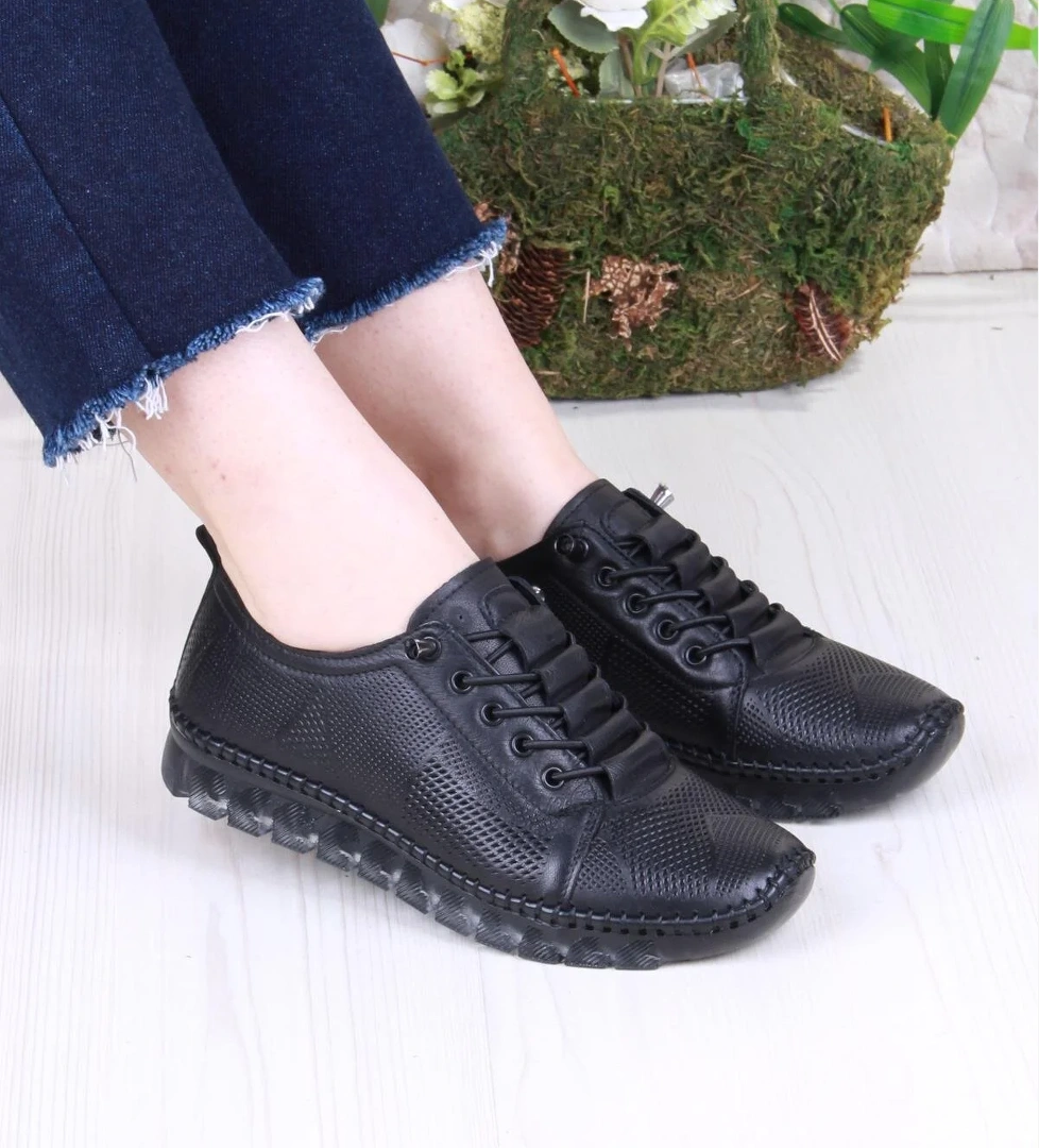 0004 Anatomik Yumuşak Lazer Baskılı Hakiki Deri Kadın Ayakkabı