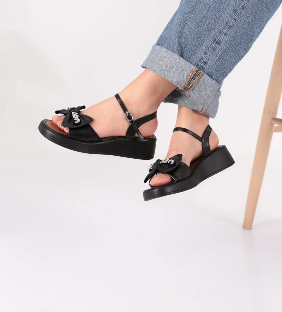 7004 Kadin Fiyonk Detayli Sandalet - Görsel 1