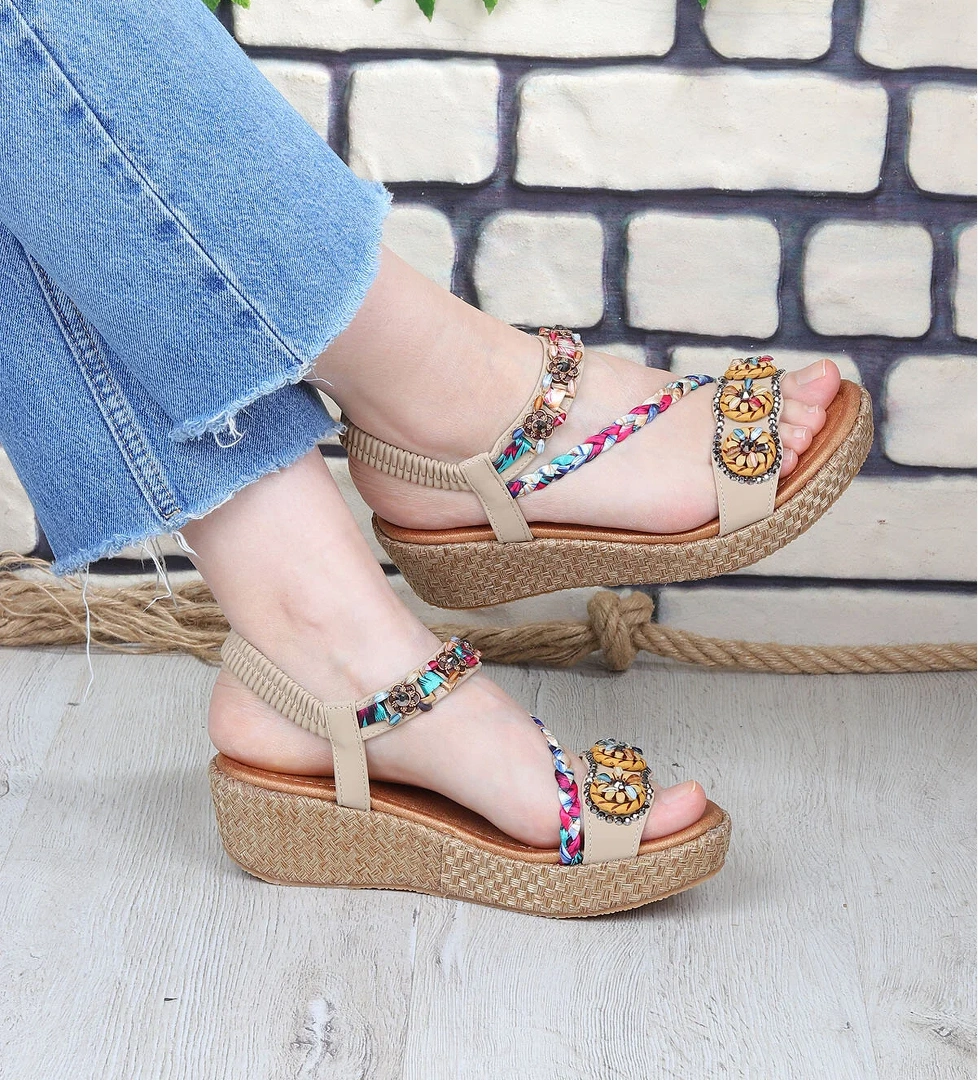 Daisy Rahat Taban Taş Boncuk Detaylı Kadın Sandalet