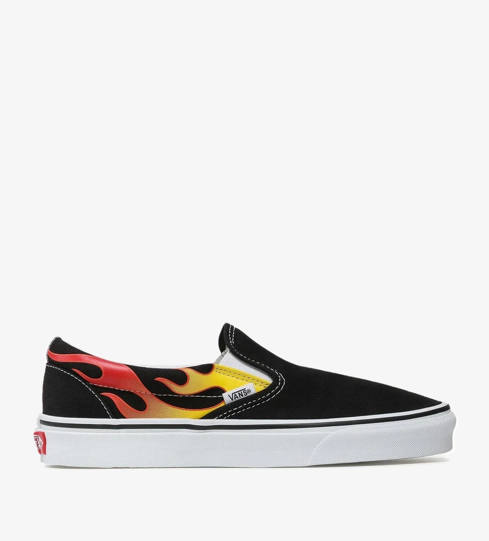 Vans Classic Slip-On Unisex Sneaker model görseli