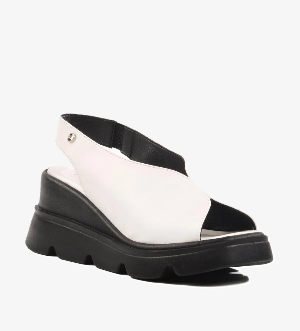 Pierre Cardin Beyaz Siyah Yüksek Taban Kadın Terlik Pc-7533 Z model görseli