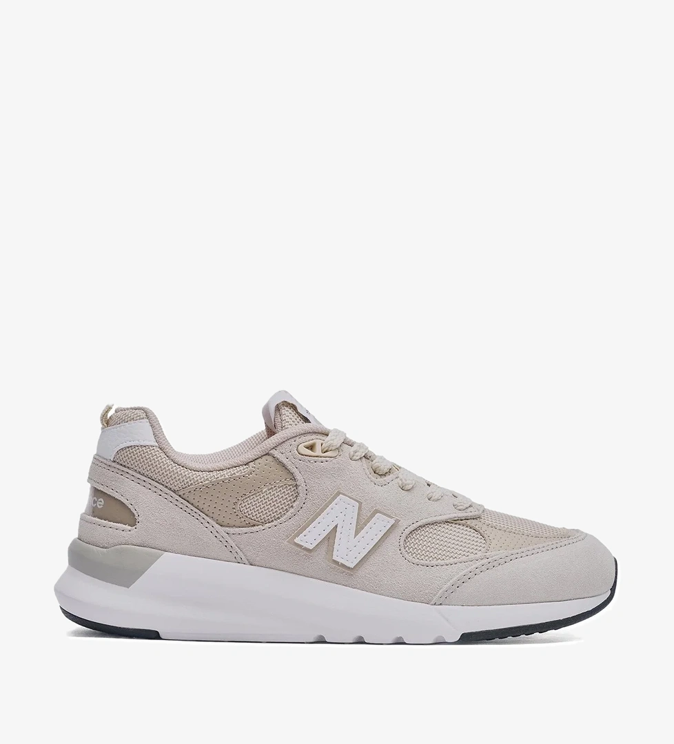 New Balance 109 Kadın Siyah Bej Spor Ayakkabı model görseli