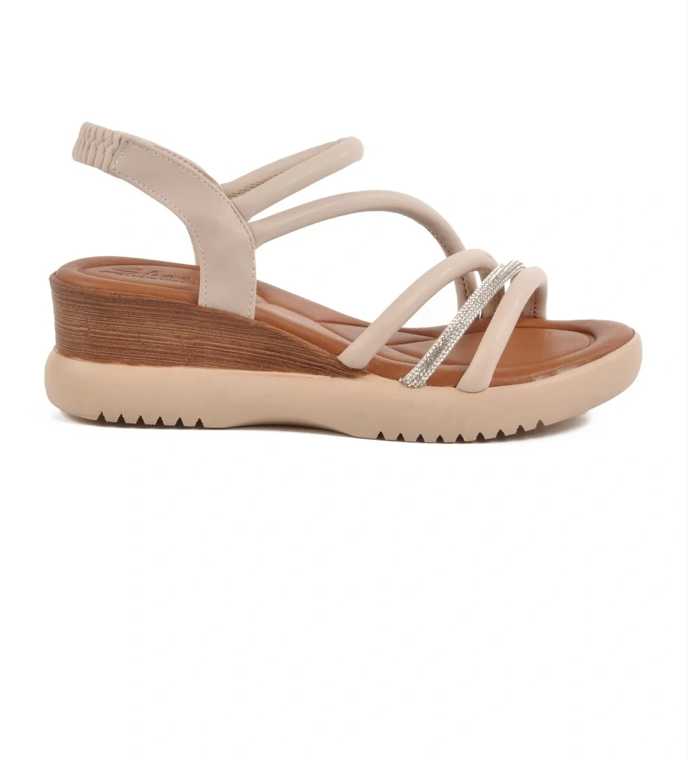 Ayakmod Bej Siyah Topuklu Kadın Sandalet T-004 Z model görseli