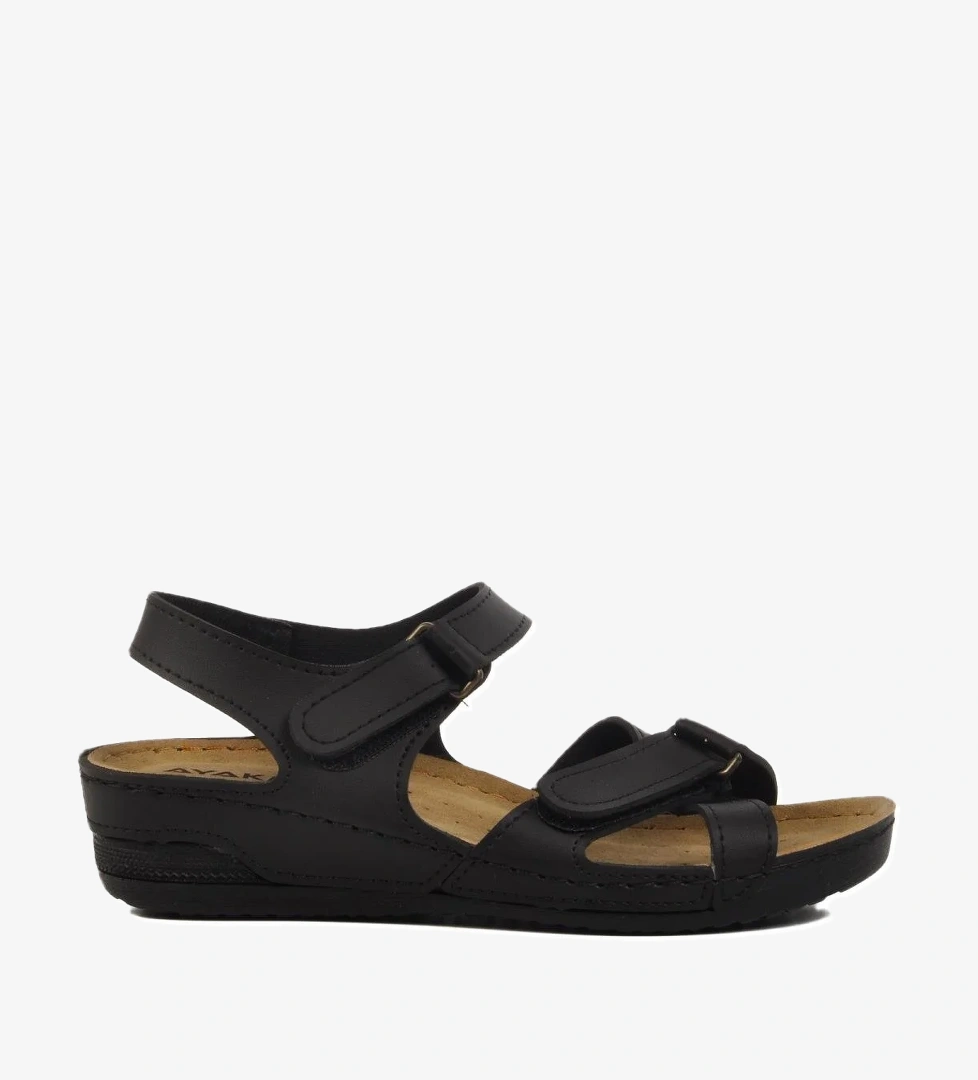 Siyah Kadın Dolgu Topuk Sandalet 02-380 Z