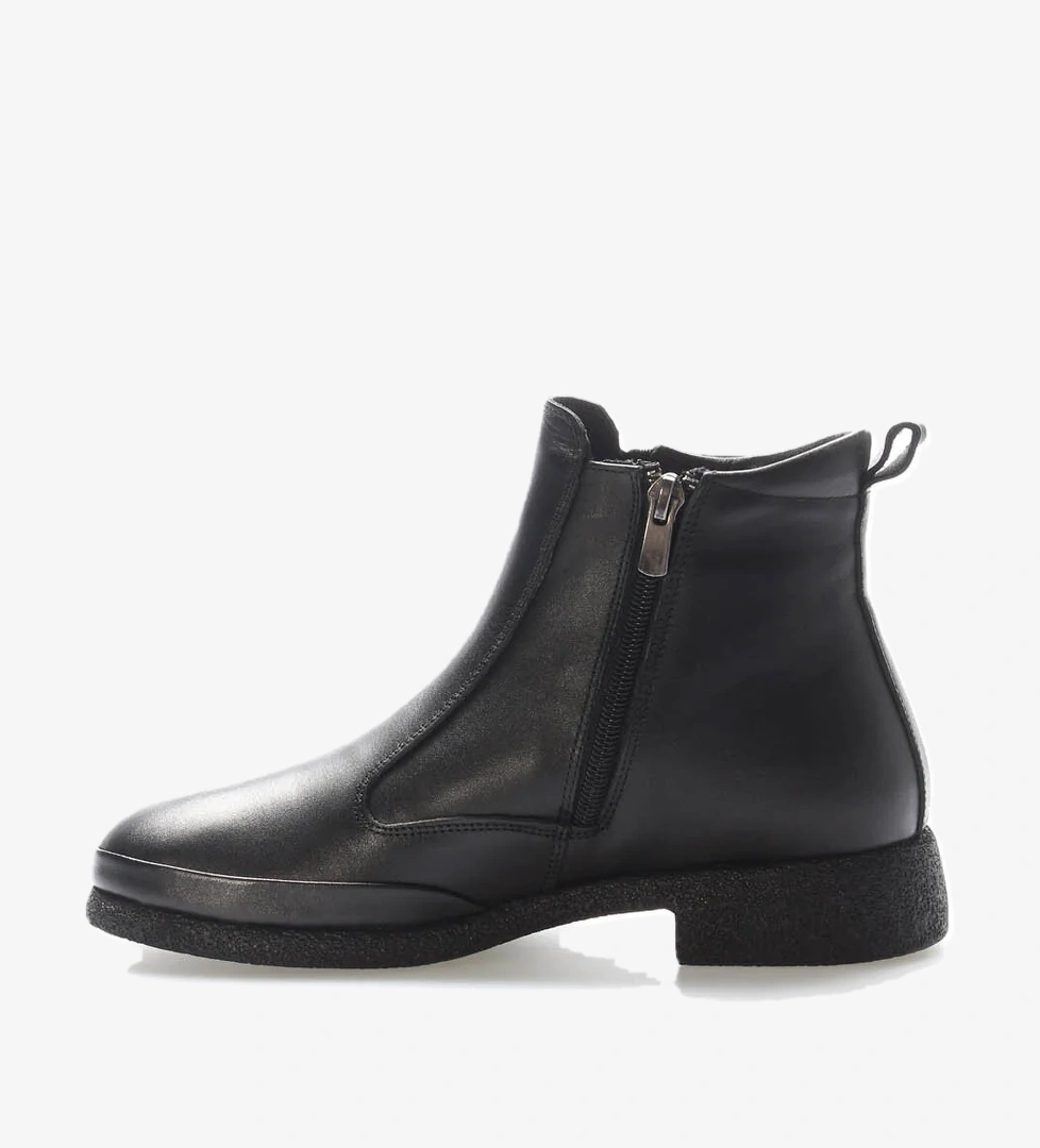 Fast Step Hakiki Deri Kürklü Kadın Klasik Bot 217KZA668-254 model görseli