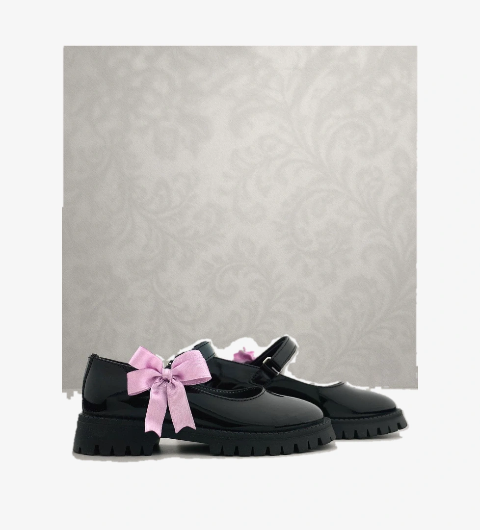 Rakerplus Siyah Rugan Cırtlı Kalın Tabanlı Kurdeleli Kız Çocuk Okul Ayakkabısı model görseli