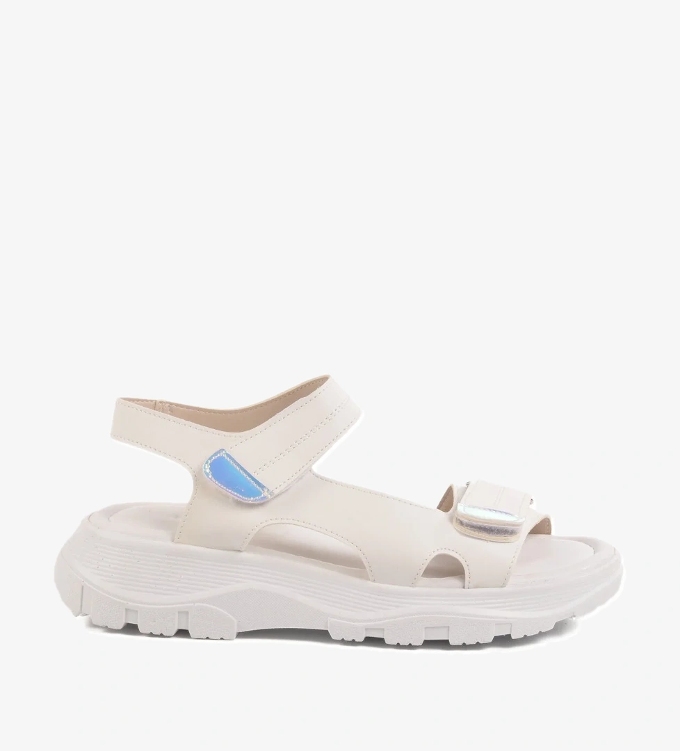 Ayakmod Beyaz Cırtlı Hafif Kadın Sandalet T-006 Z model görseli