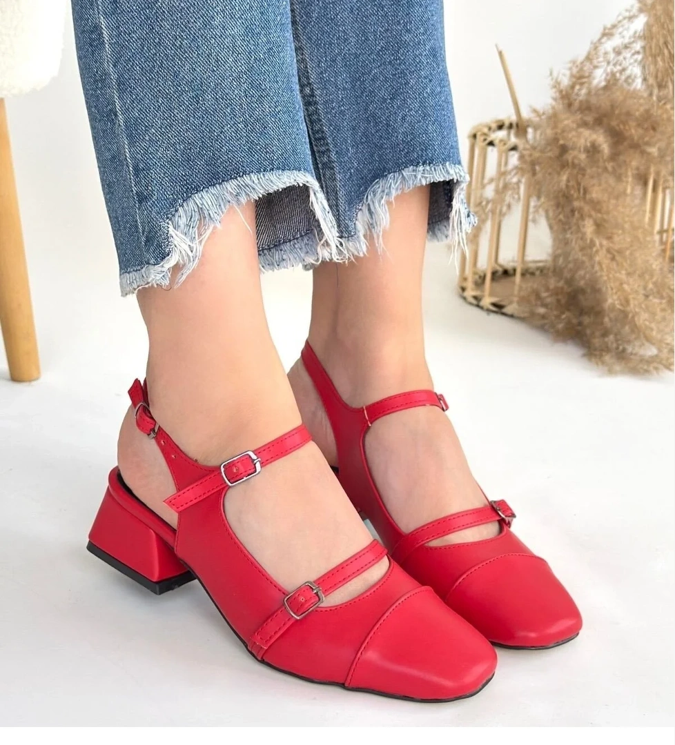 Kırmızı Kadın Topuklu Ayakkabı