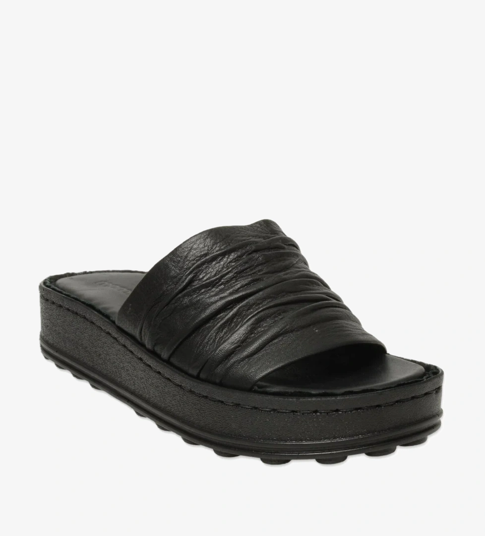 Mammamia D25yt-1425 Günlük Kadın Terlik model görseli