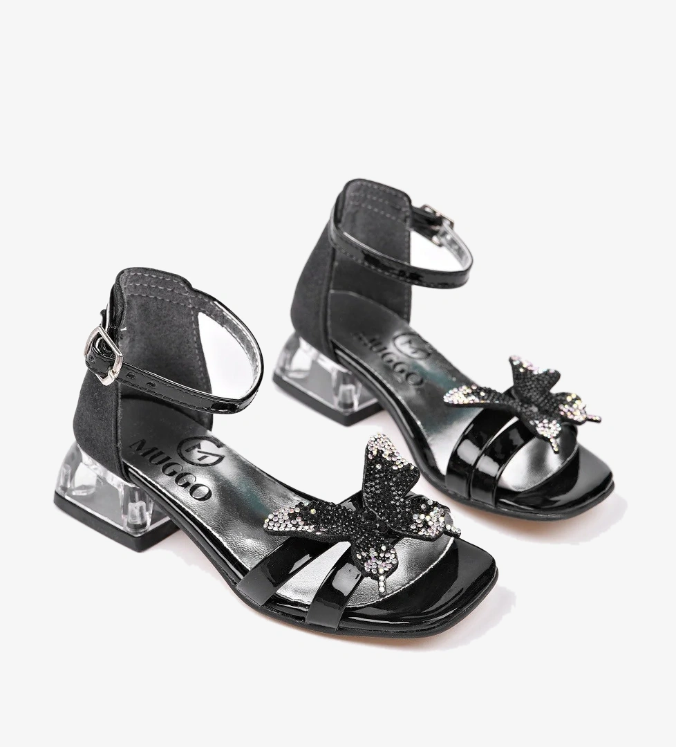 LOLA Kelebek Detaylı Bilekten Bağlamalı Kız Çocuk Kısa Topuklu Ayakkabı - Görsel 1