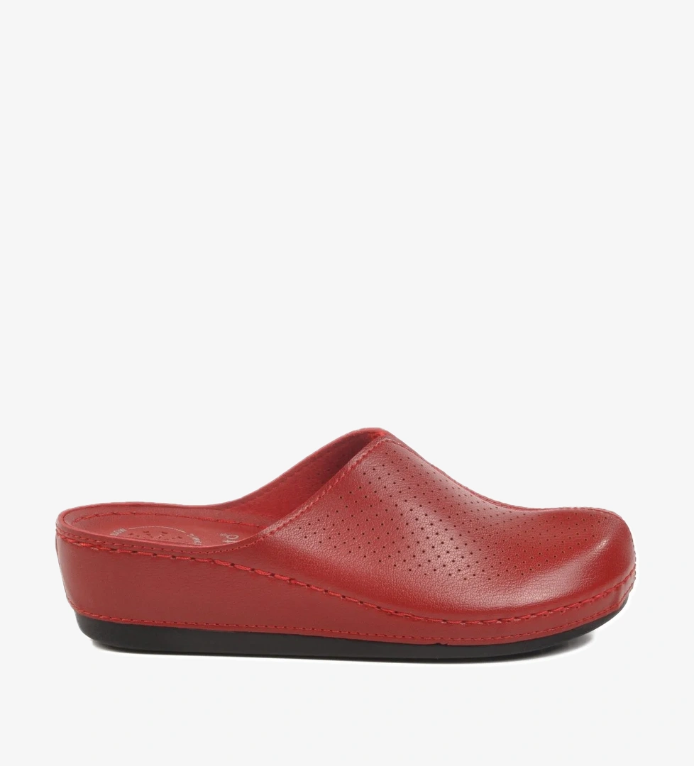 Kırmızı Anatomik Önü Kapalı Kadın Terlik 15.050 Z