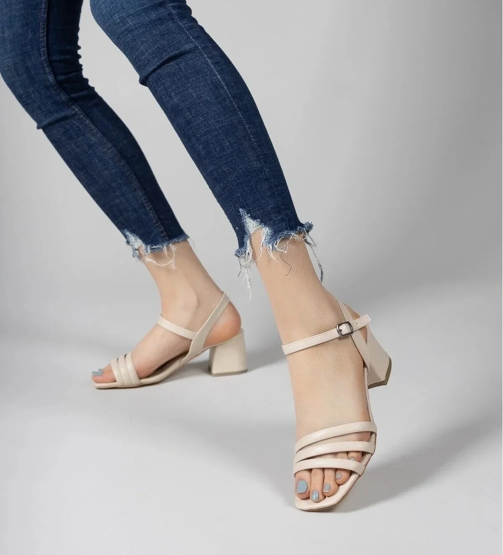 Tomiross İvana Ten Cilt Garantili Günlük Kadın Ortopedik Tarz ve Şık Topuklu Sandalet IVANA-1247 model görseli