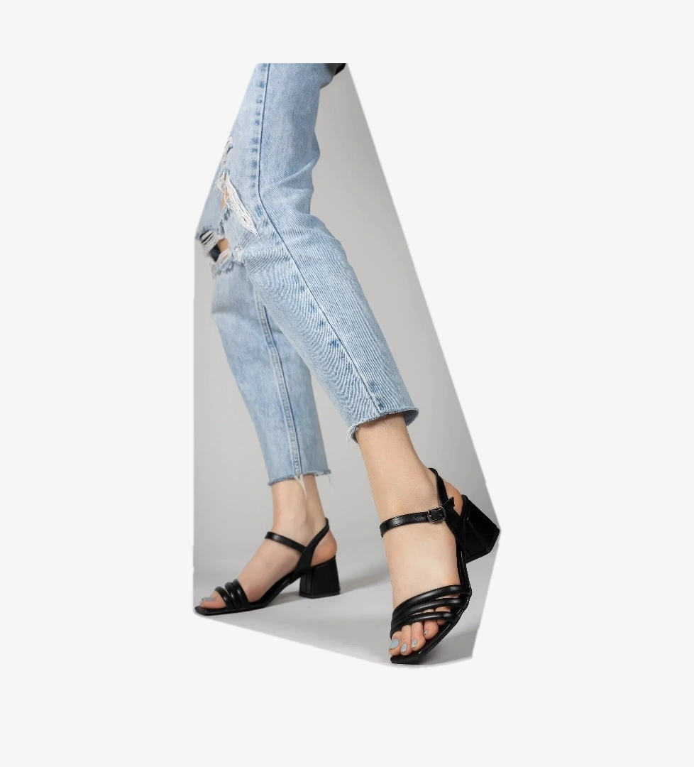 İvana Siyah Cilt Garantili Günlük Kadın Ortopedik Tarz ve Şık Topuklu Sandalet IVANA-1247 - Görsel 1